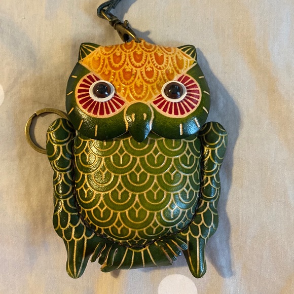 Small owl wristlet coin purse - Picture 1 of 4